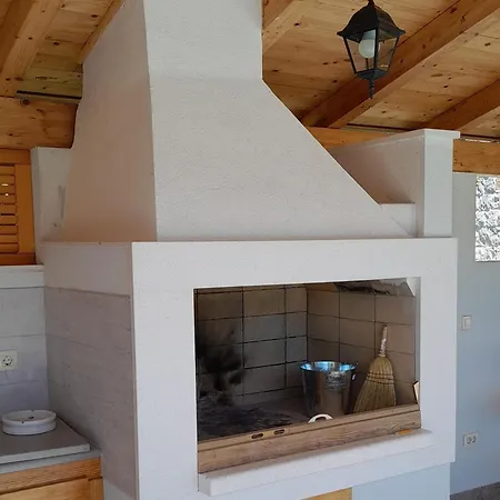 Сasa de vacaciones Village Kamenica Kostanje